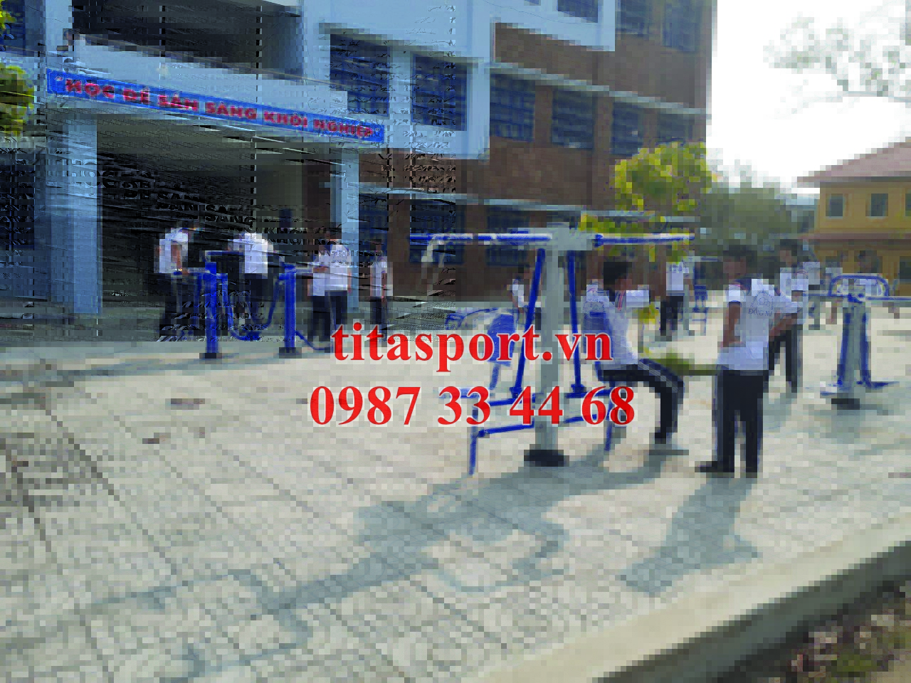 Hình ảnh thiết bị thể thao ngoài trời