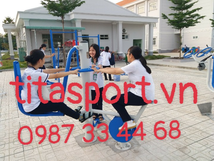 Thiết bị thể thao trường học