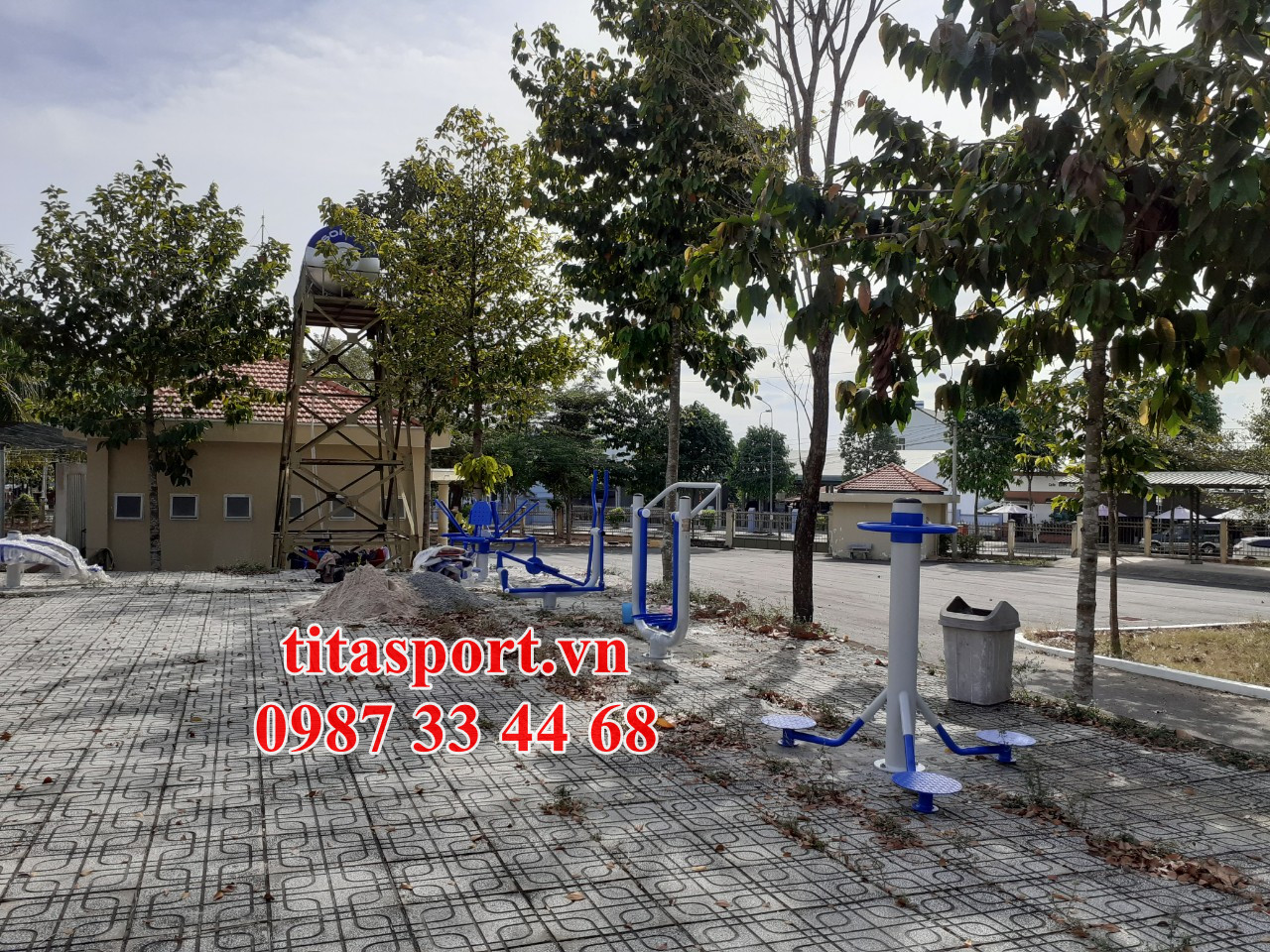 Lắp đặt tại Hội trường thể dục thể thao Xã
